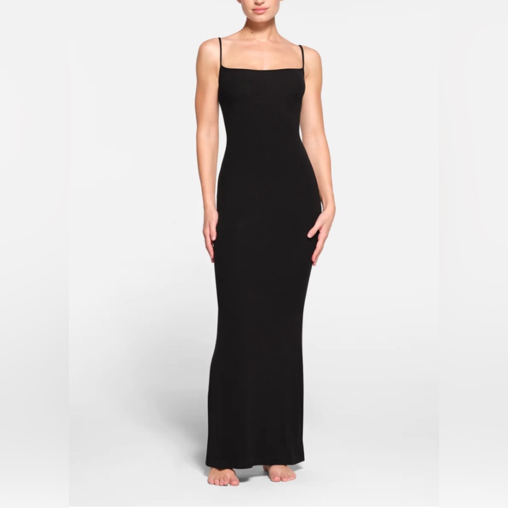 Skims women’s teens size X-small slip dress in onyx
